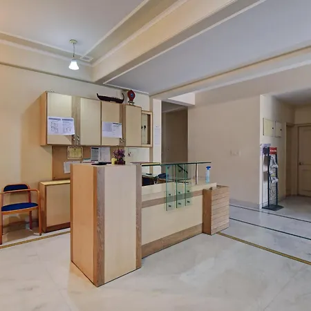 Hotel O Star Board-3