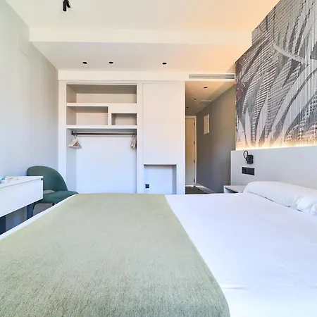 Hostal Sol Y Miel-2