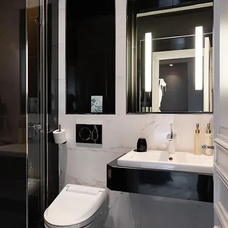 Maison Albar- Le Champs-Elysees-3