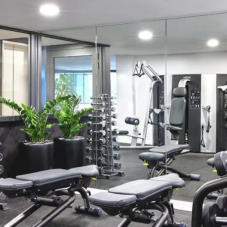 Meriton Suites North Sydney-3