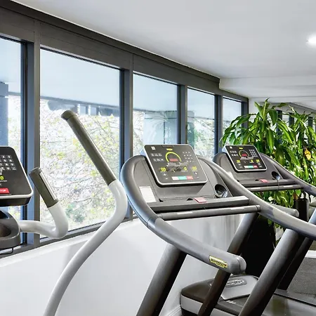 Meriton Suites North Sydney-2