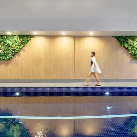 Meriton Suites Campbell Street, Sydney-3