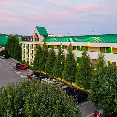 Quality Inn Near The Island Pigeon Forge-3