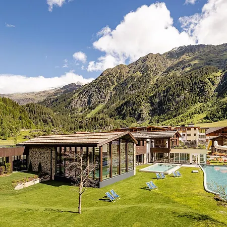Hotel Schneeberg Family Spa Resort-3