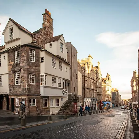 Holiday Inn Express Edinburgh - Royal Mile By Ihg-3