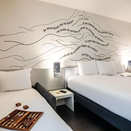 Ibis Styles Paris Tolbiac Bibliotheque-3