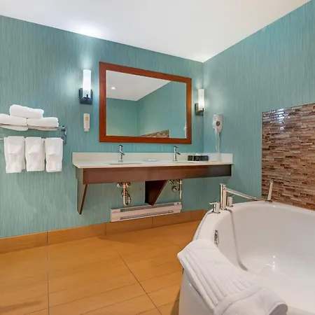Comfort Inn & Suites Calgary Airport - North-2