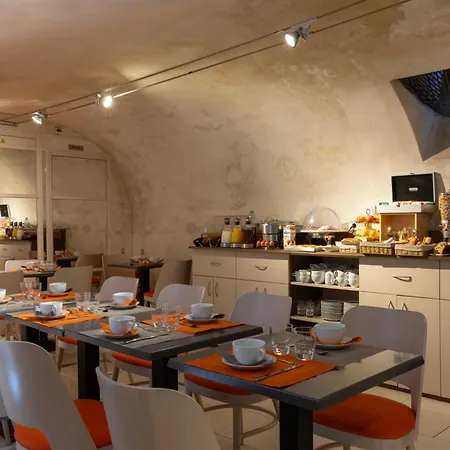Hotel Le Relais Saint Charles-2