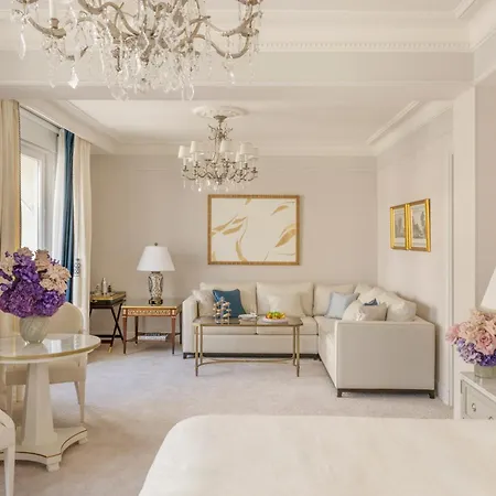 Four Seasons Hotel George V Paris-2