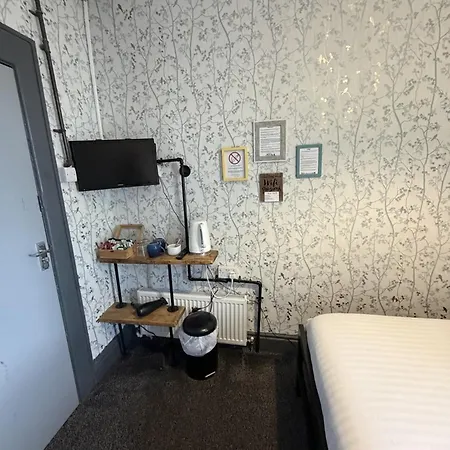 Vinnie'S Family Hotel-2