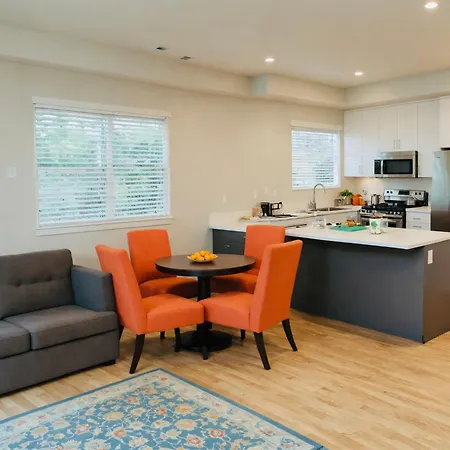 Hollywood Boutique Residences With Free Parking-2