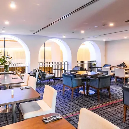 Swissotel Sydney-2
