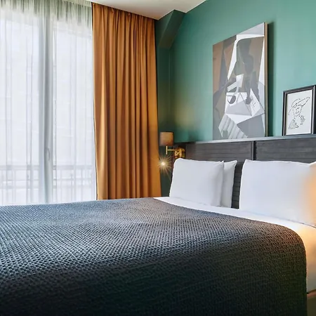 Mercure Paris Tour Eiffel Pont Mirabeau-2