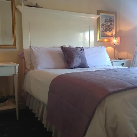 Annandale House-3