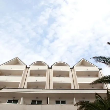 Altamarea Residence & Hotel-3