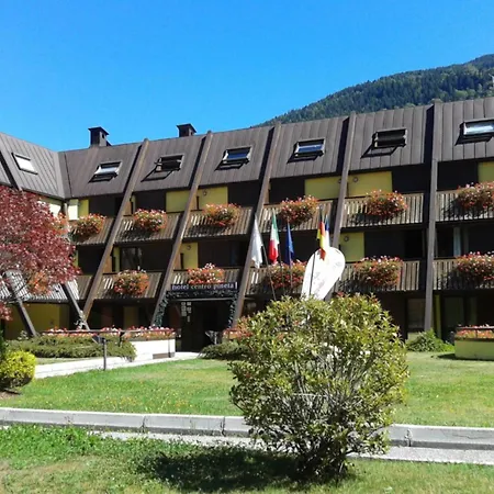 Centro Pineta Family Hotel&Wellness-3