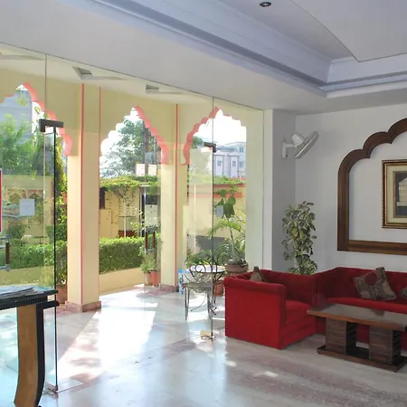 Hotel H R Palace-3