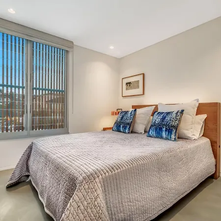 Tamarama Apartments-2