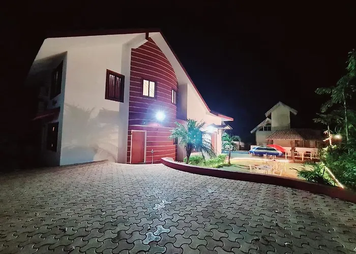 Nilgiri Villa With Swimming Pool Mahabaleshwar