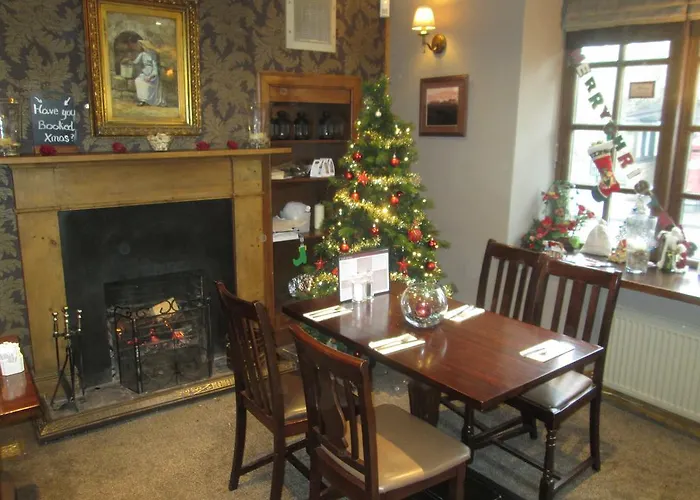 Laird And Dog Inn Lasswade