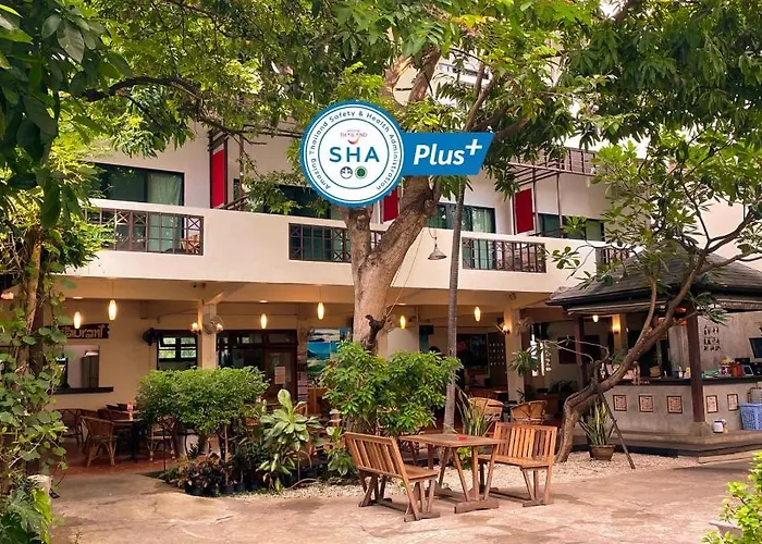 Lamphuhouse Bangkok Hotel