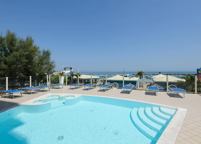 Hotel Diplomat Marine Cattolica