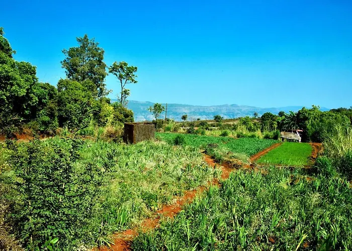 Meridian Villa - Besides Valley View With Swimming Pool & Strawberry Farms Mahabaleshwar