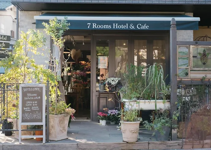 7 Rooms Hotel & Cafe - Boutique Designer Hotel - 30 Mins From Disneyland&Tokyo