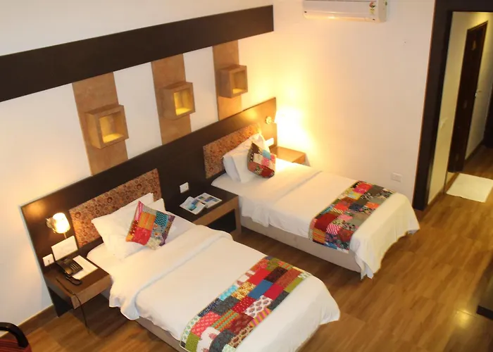Hotel H R Palace Jaipur
