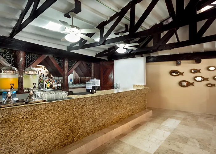 Flamingo Cancun All Inclusive