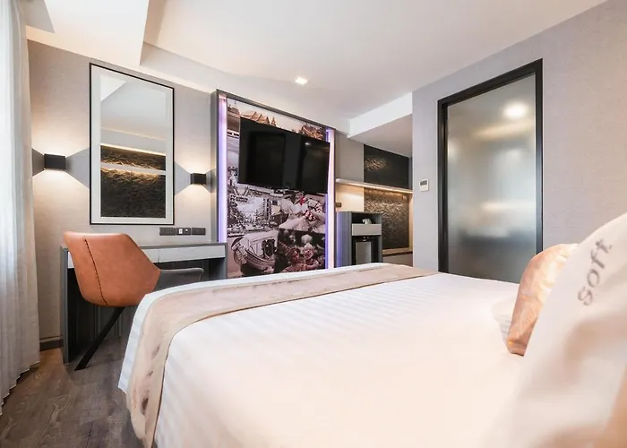 Aspira Gems Center Silom Hotel Bangkok