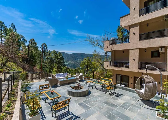 Stayvista At Villa Anvira By Gtv Estate With Bonfire, Bbq Shimla