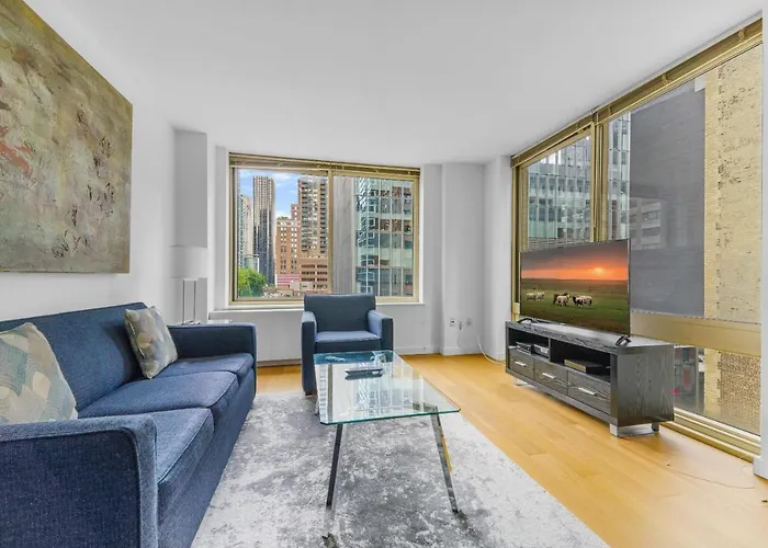 Global Luxury Suites At The Marc New York