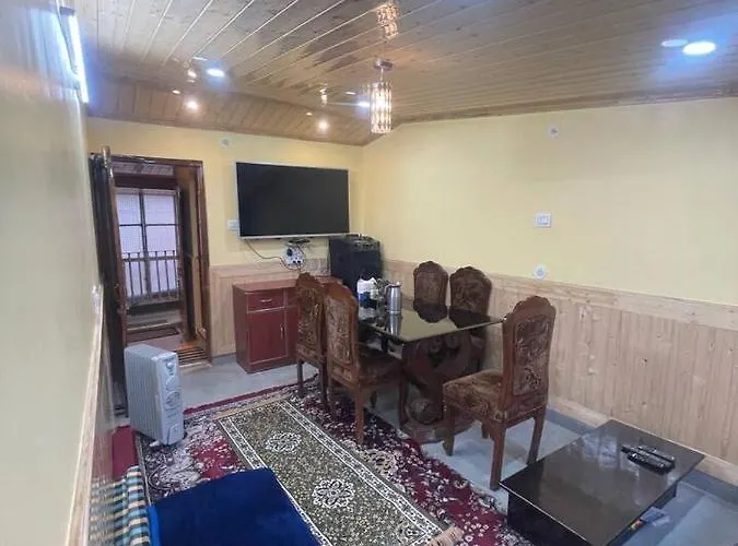 Silver Cedar Bnb Sharma Niwas Shimla