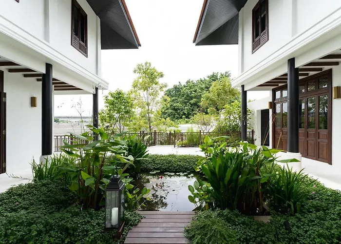 Siri Sala Private Thai Villa Bangkok