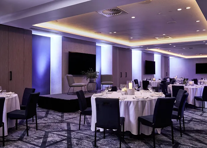 Crowne Plaza Sydney Darling Harbour By Ihg Hotel