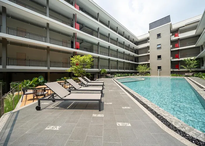 College Haus Rangnam Hotel Bangkok