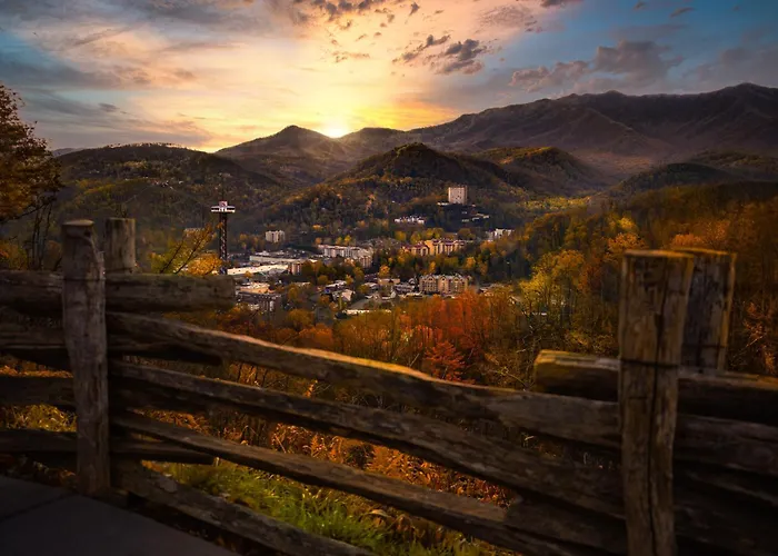 Reflections- 5 Minutes To Pigeon Forge Villa