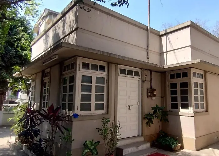 Madhav Bhavan Guest House Pune