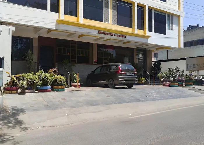 Royal Cm - City Center Jaipur