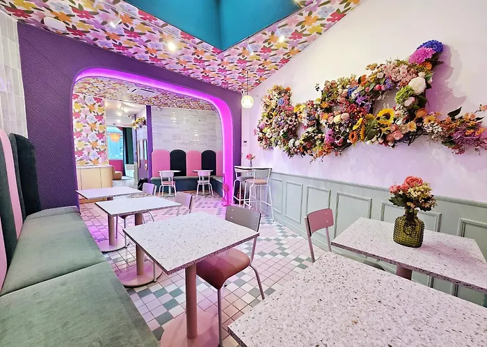 Hotel La Petite Rosa Paris
