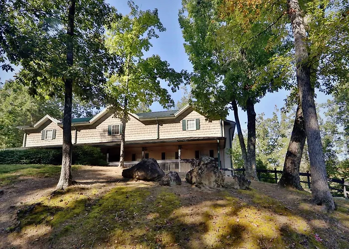 Oak Tree Lodge #3 By Eden Crest Vacation Rentals Pigeon Forge