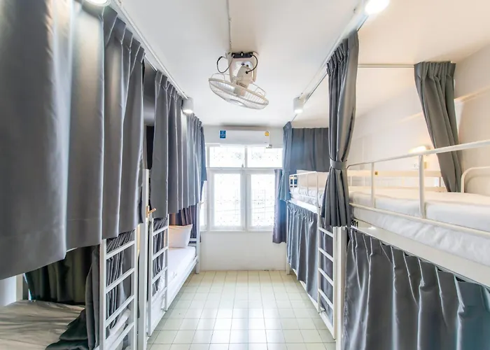 Piccolo Sukhumvit Hostel- Self Check-In After 6 Pm Bangkok