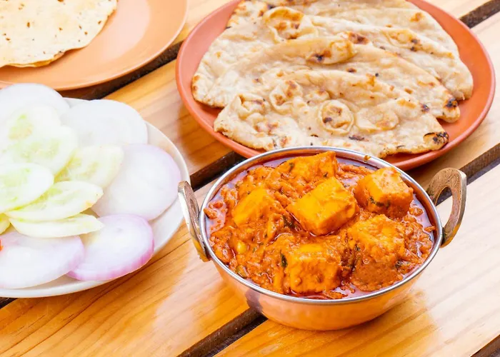 Via St Clouds - Nr Government Botanical Garden Ooty