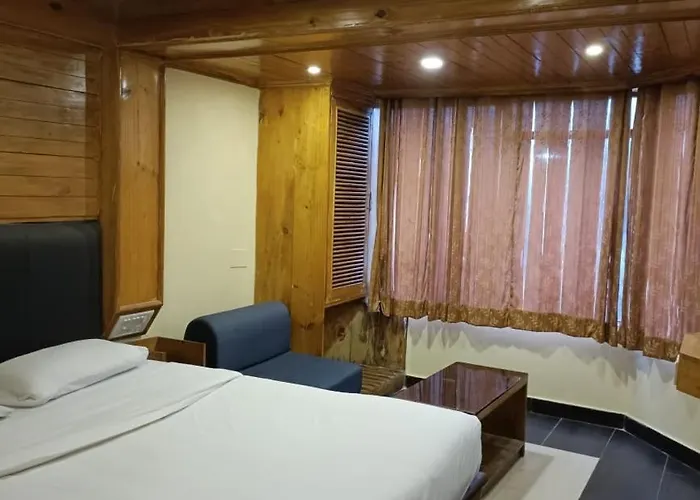 Hotel Shiv Shanthi Inn Moorthi Hospitality Ooty