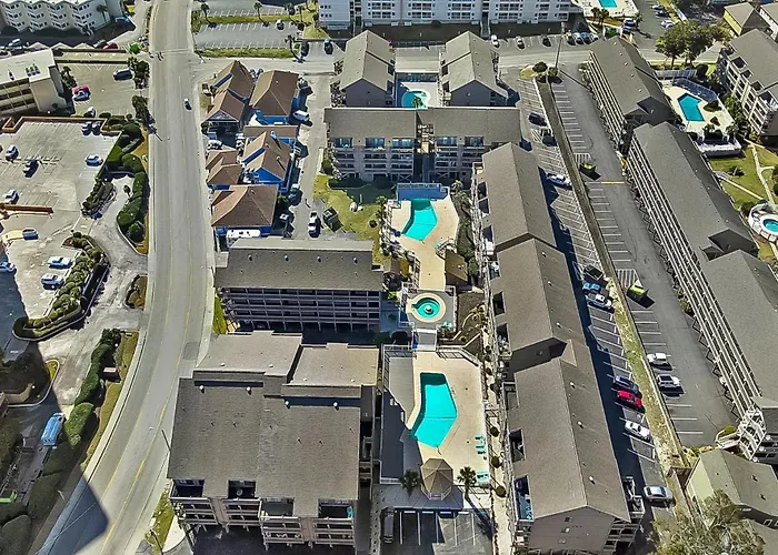 Two Bedroom Steps From The Beach! Shore Dr! Myrtle Beach