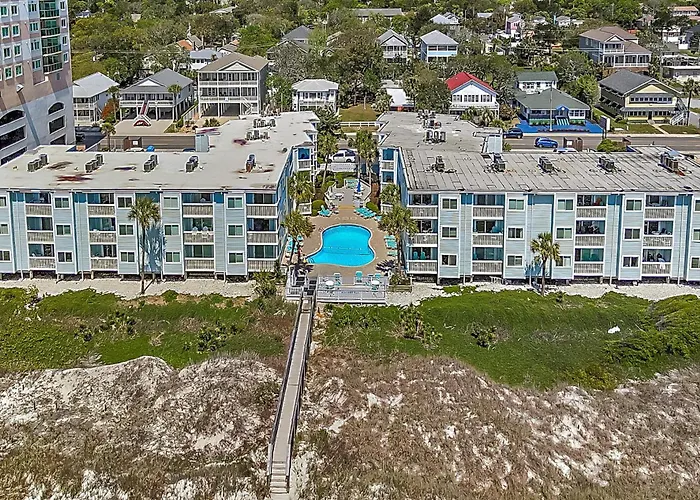 Oceanfront 2Bd | Ground Floor | Pool | Full Kitchen | In-Unit Washer/Dryer Myrtle Beach