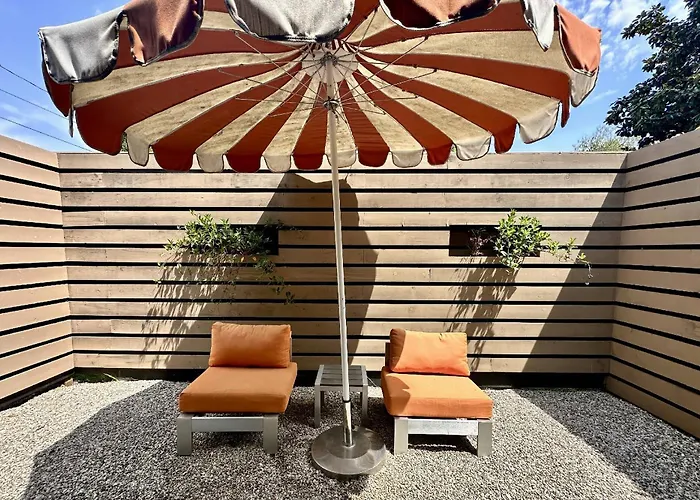 Claudia'S Bellaire Guesthouse Los Angeles
