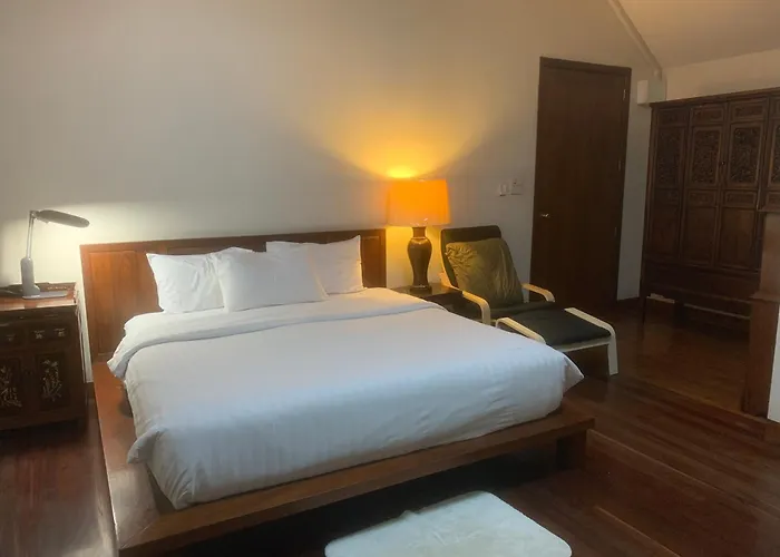 Baan Tanwa - Mrt Ratchadapisek Exit 1 Or 2 Hotel Bangkok