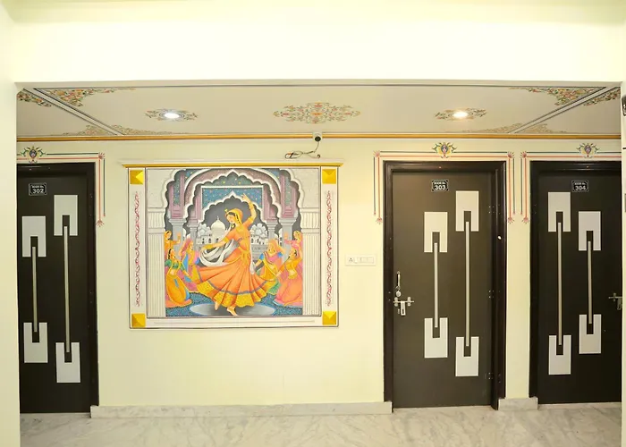 Hotel Pulse Inn- Near Jaipur Railway Station